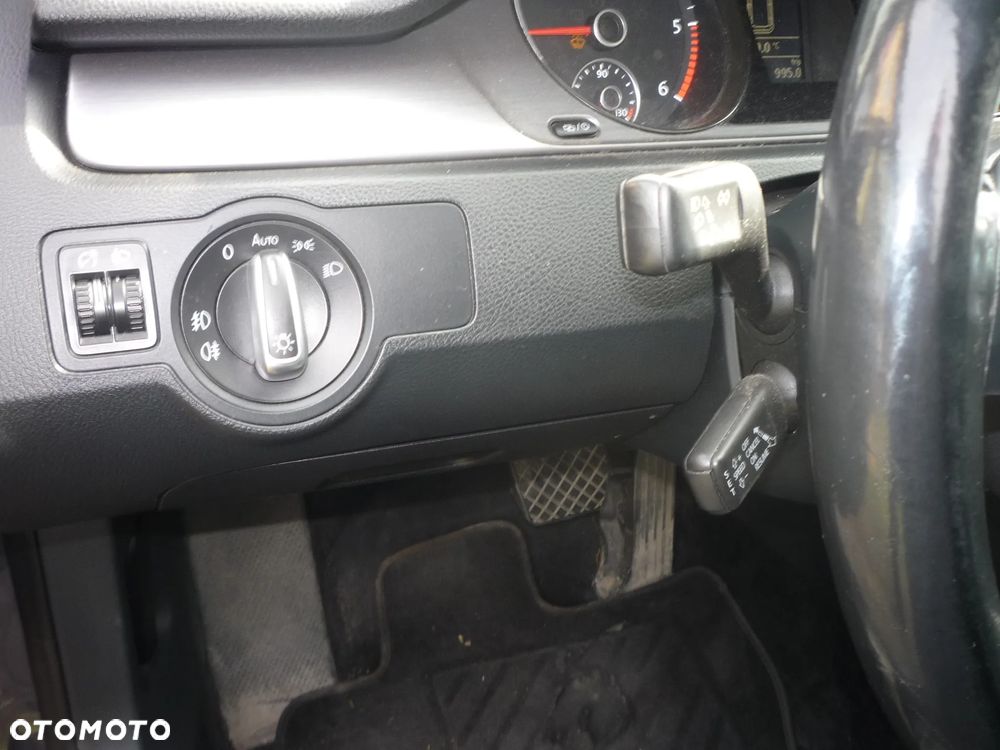 Volkswagen Passat 2.0 Blue TDI DSG SCR Comfortline - 13