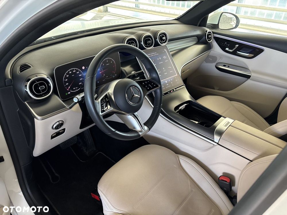 Mercedes-Benz GLC - 15