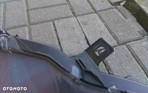 TOYOTA YARIS IV 4 SOCZEWKA PRAWA PRZEDNIA LAMPA ORYGINAŁ - 4