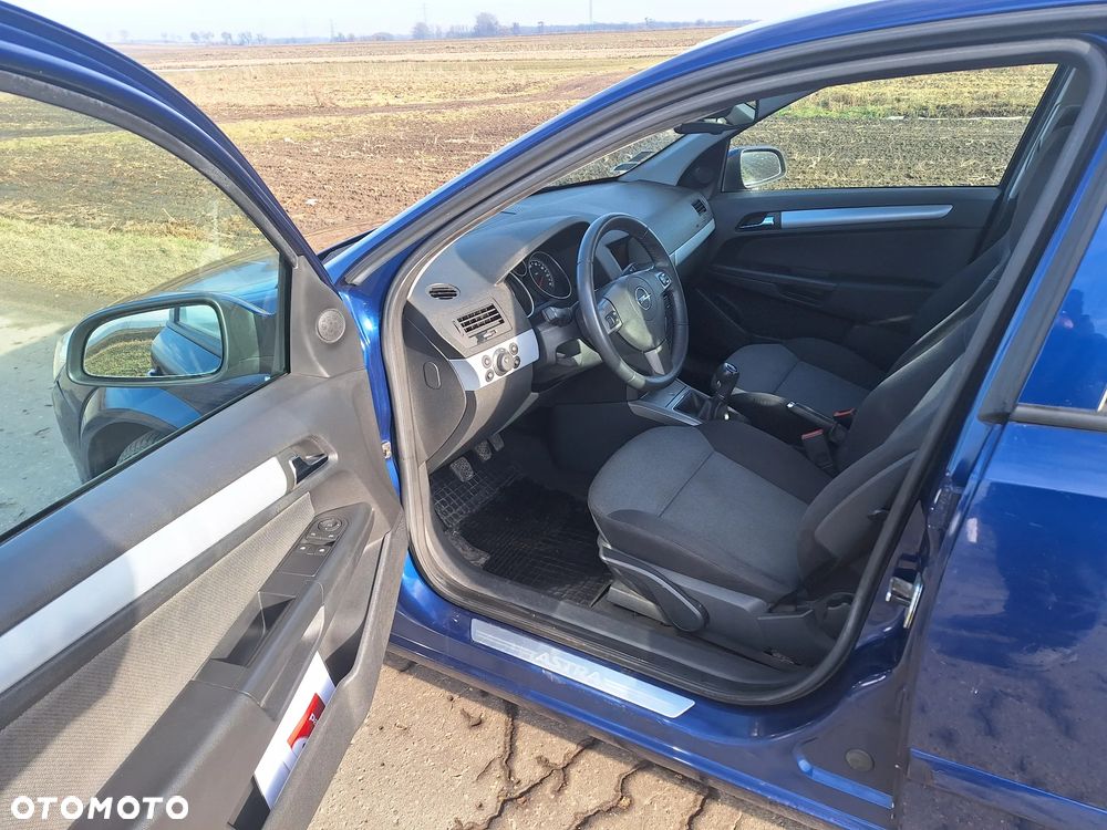 Opel Astra 1.4 - 14