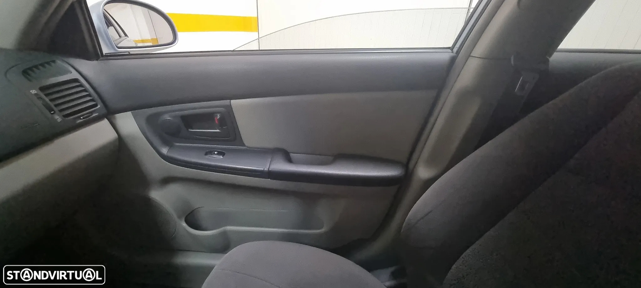 Kia Cerato 1.5 CRDi EX - 9