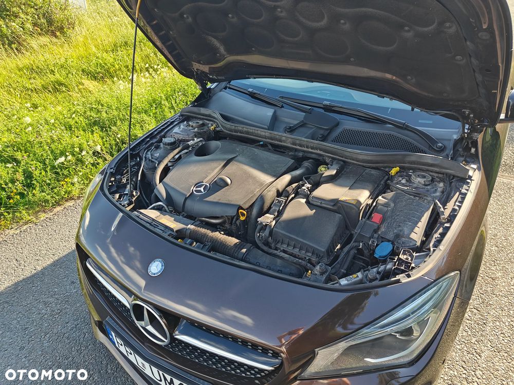 Mercedes-Benz CLA 220 d 7G-DCT AMG Line - 24