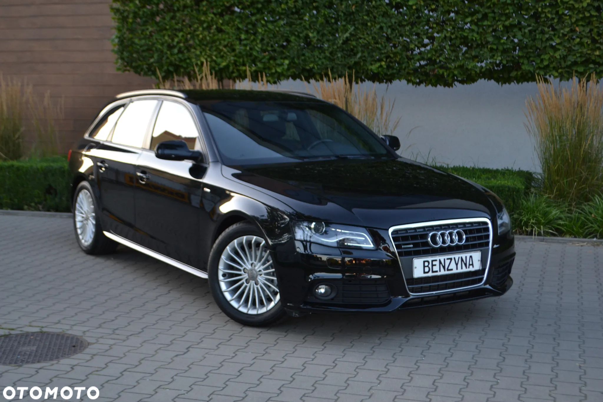 Audi A4 - 1