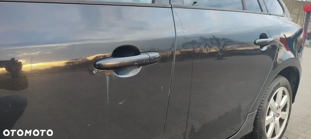 Volvo V60 DRIVe Momentum - 4