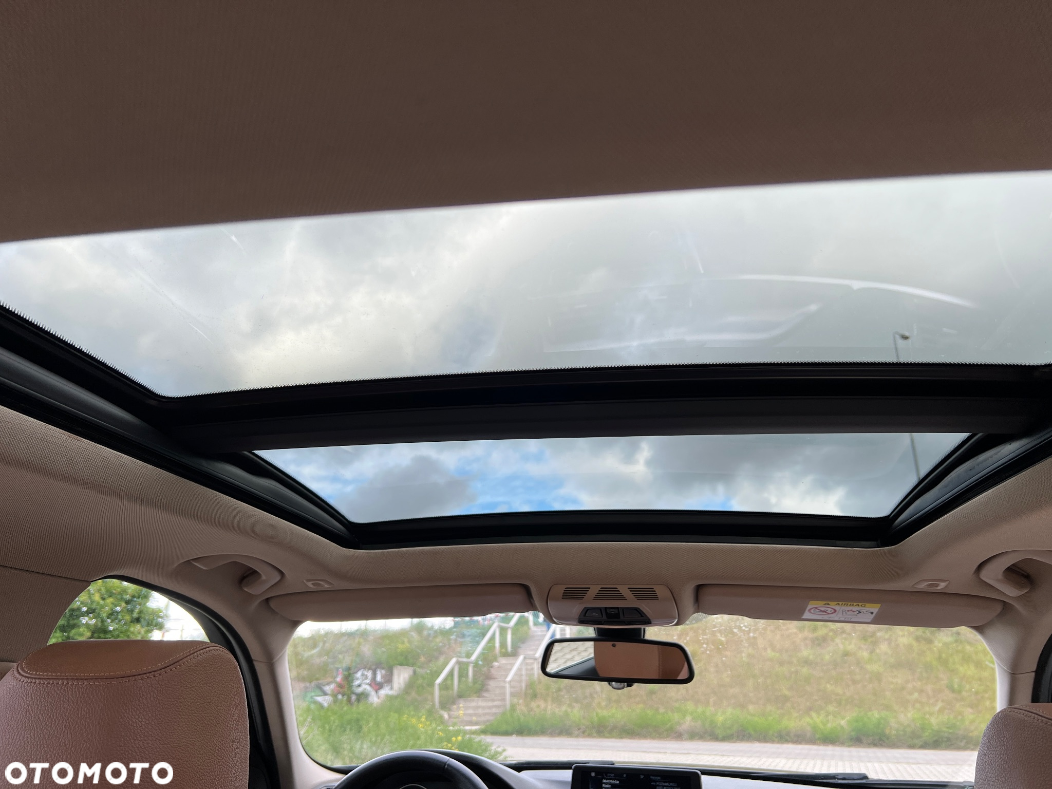 BMW Seria 3 318d Touring Luxury Line - 31