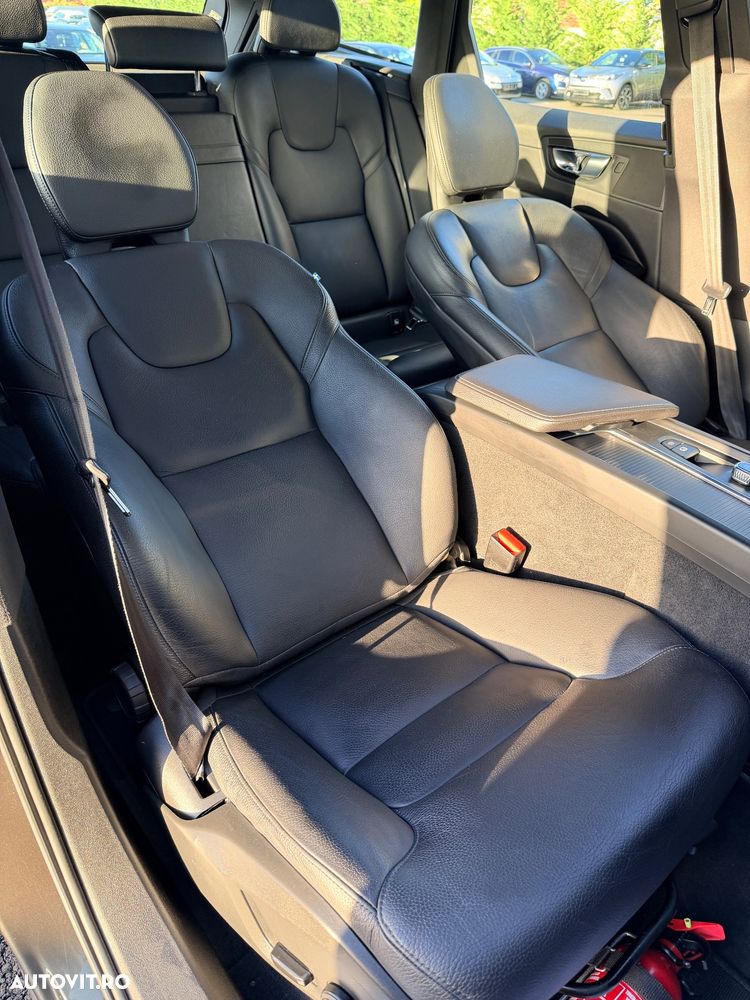 Volvo XC 60 D4 Geartronic Momentum Pro - 22