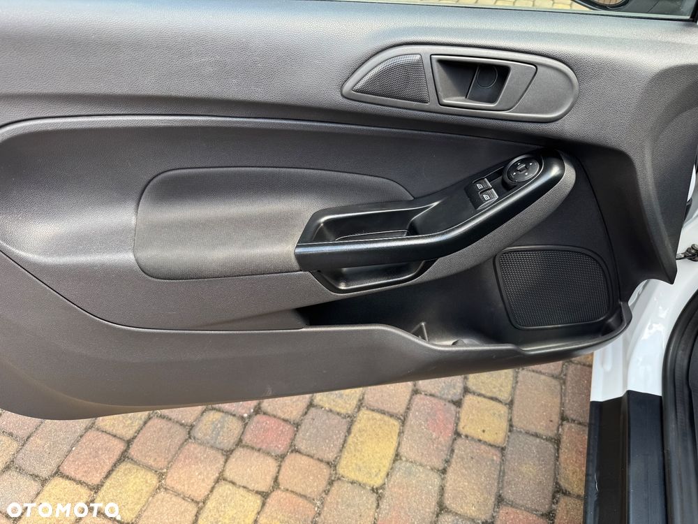 Ford Fiesta 1.25 Trend Edition - 20