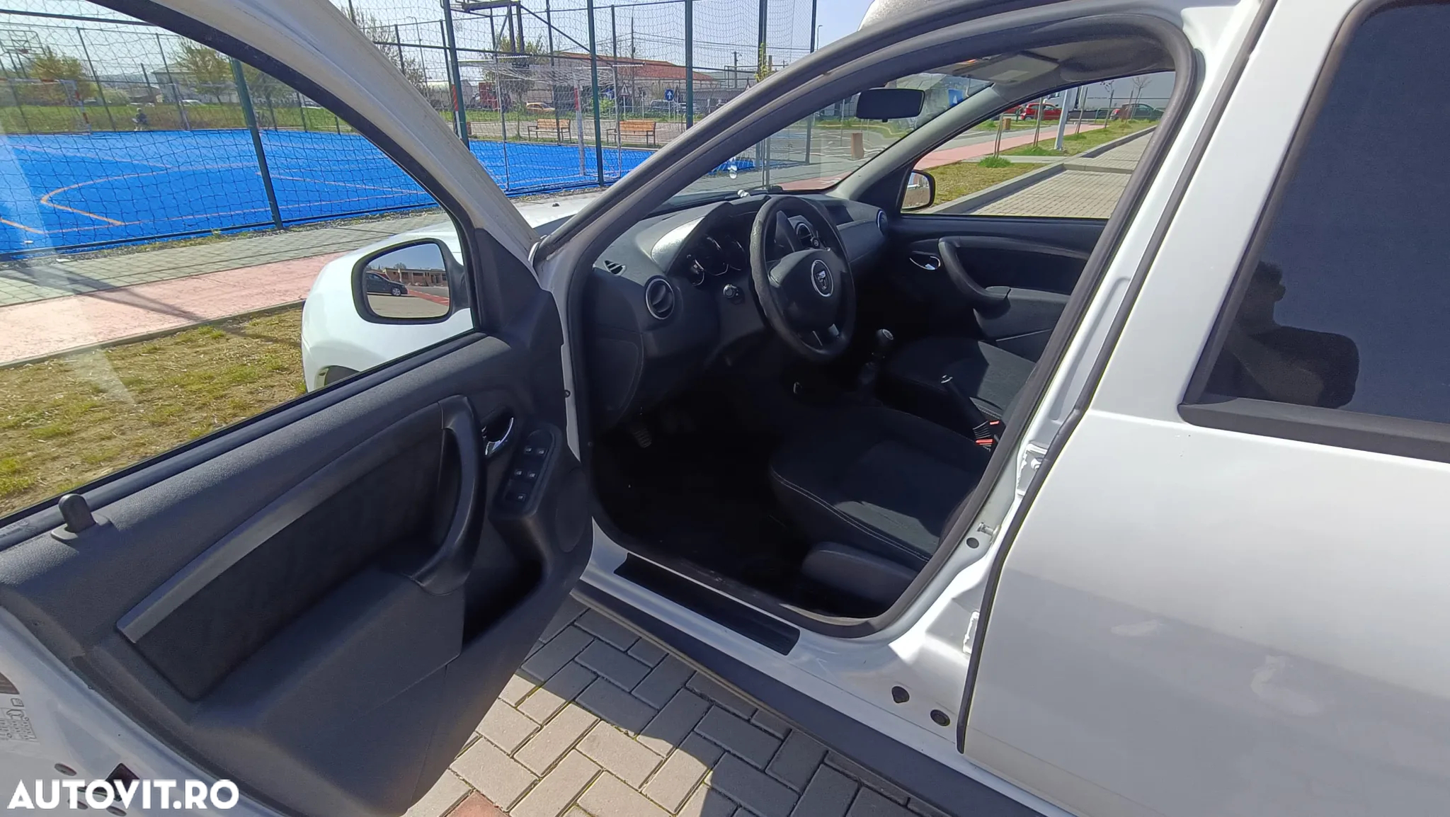 Dacia Duster 1.5 dCi 4x4 Laureate - 6