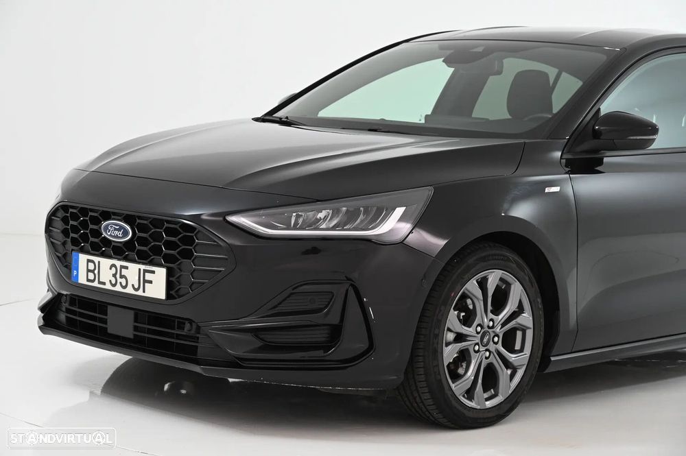 Ford Focus 1.0 EcoBoost MHEV ST-Line Aut. - 11