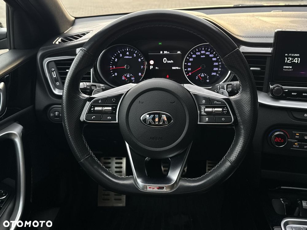 Kia Ceed 1.4 T-GDI L Business Line DCT - 18