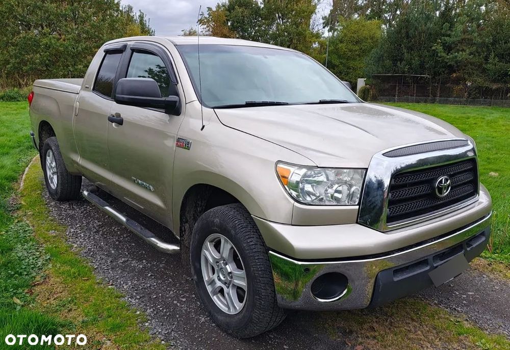 Toyota Tundra - 4