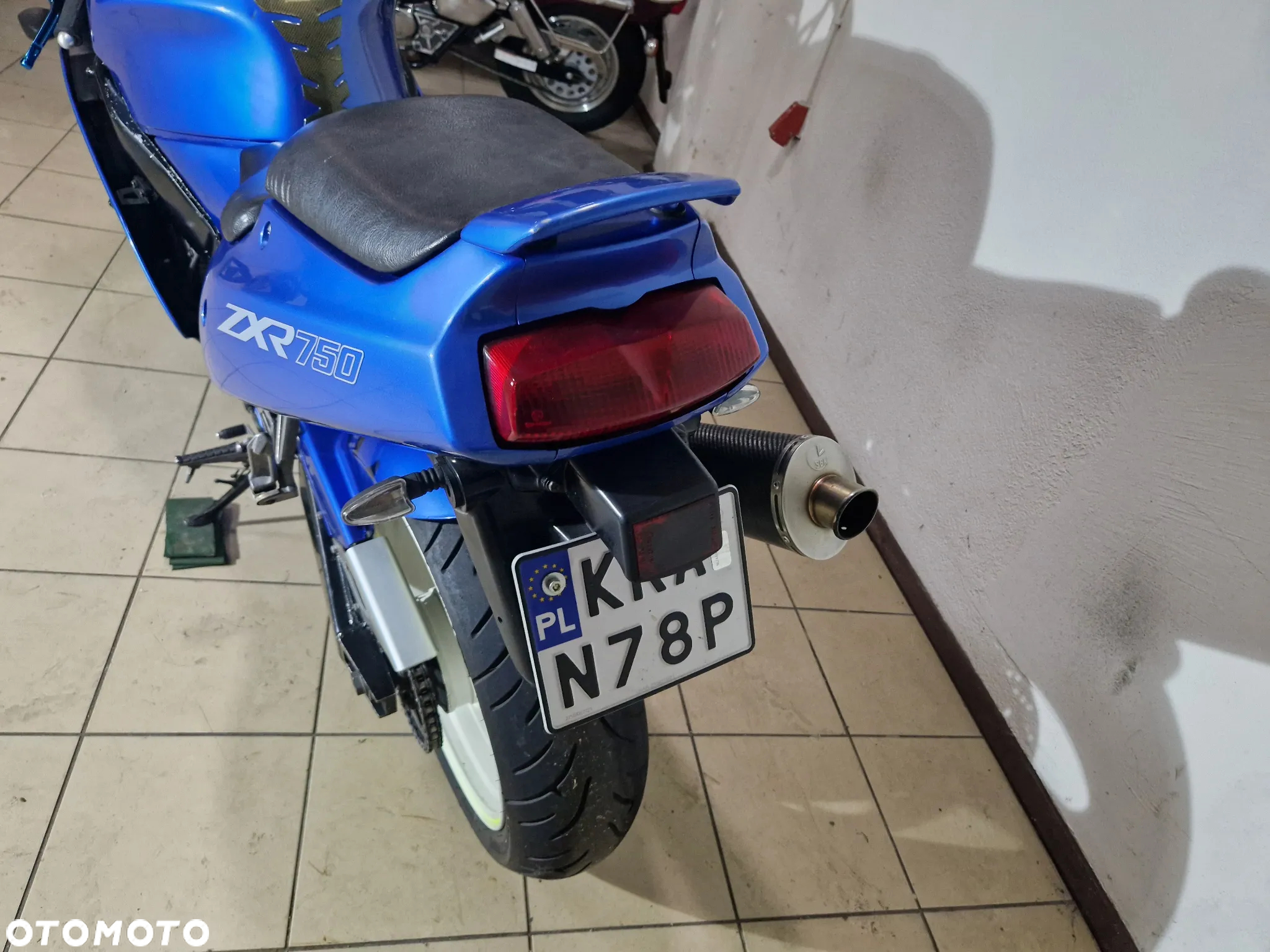 Kawasaki ZXR - 10