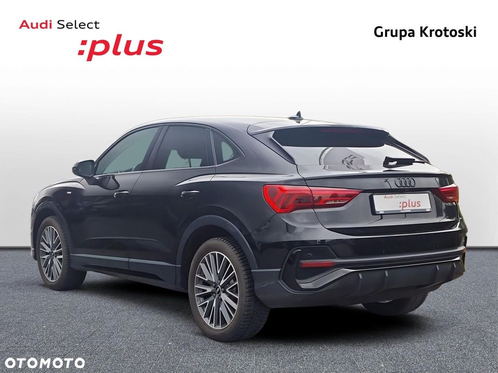 Audi Q3 Sportback - 4