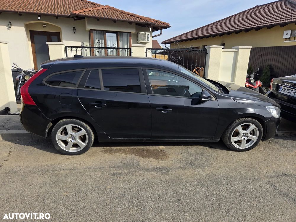 Volvo V60 DRIVe - 9