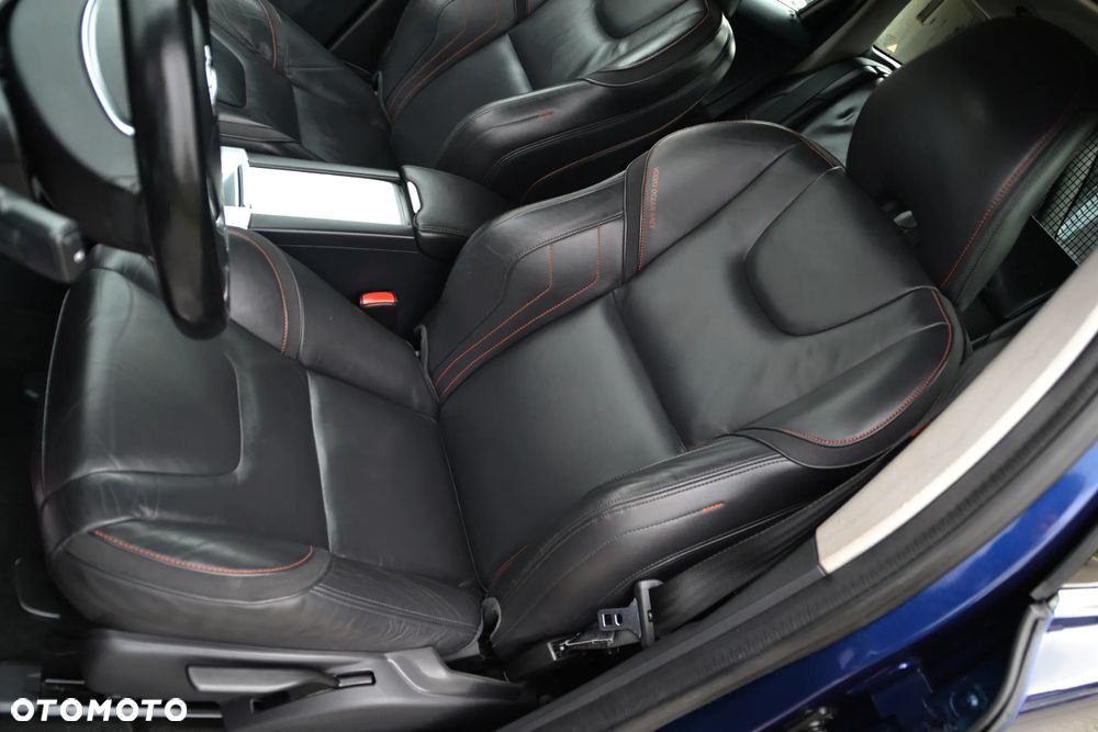 Volvo XC 60 D4 Geartronic Ocean Race - 25