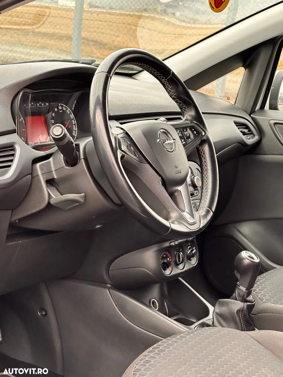 Opel Corsa 1.4 ECOTEC Selection - 2