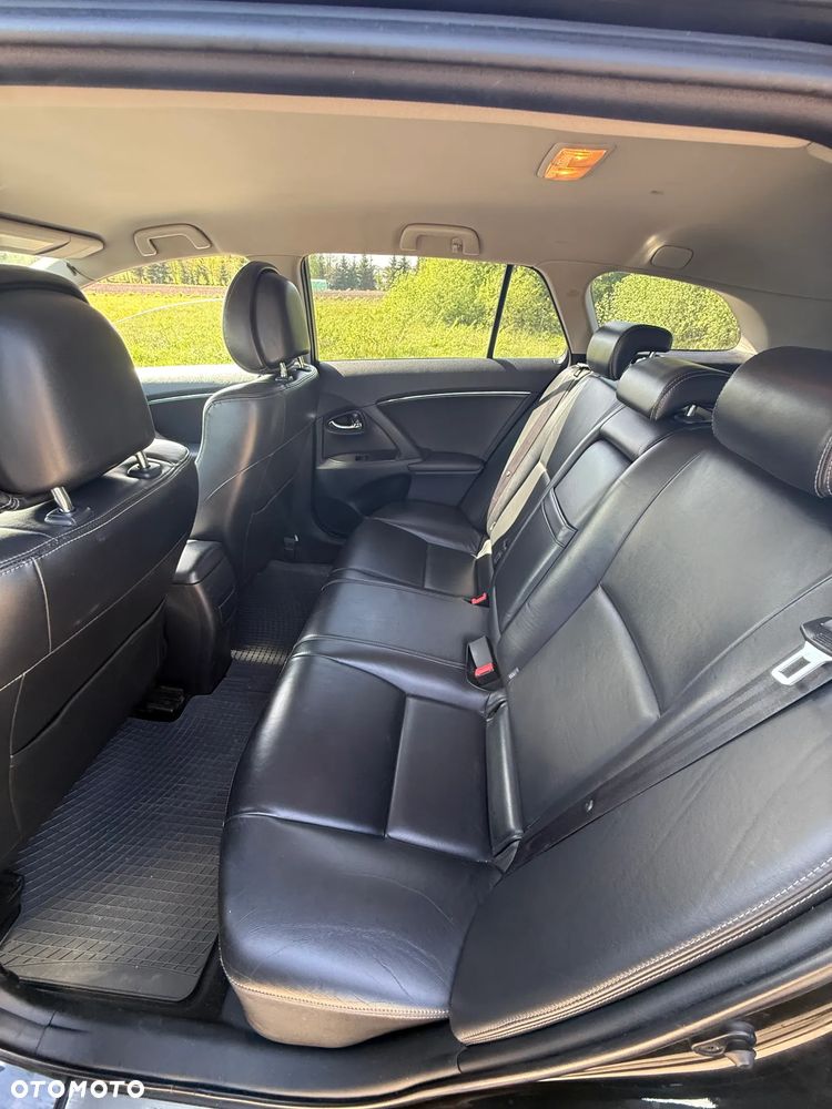 Toyota Avensis 2.0 D-4D Sol plus - 18