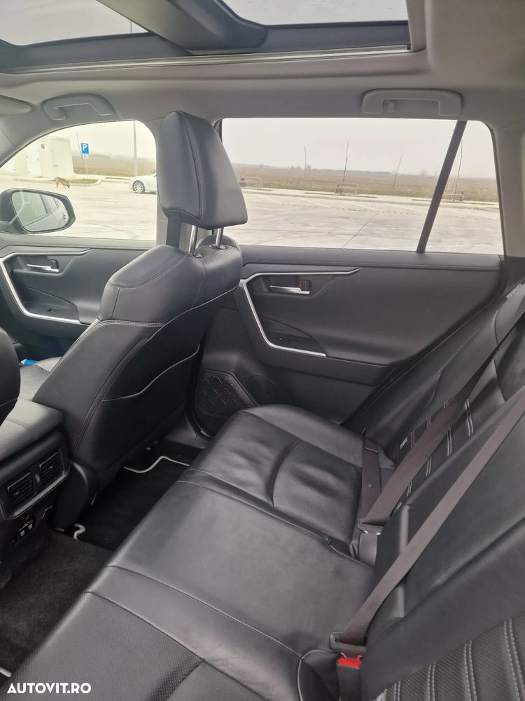 Toyota RAV4 2.5 VVT-iE 4x4 Luxury - 6