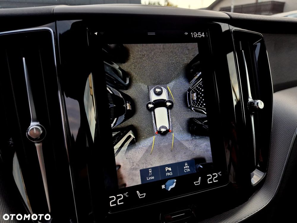 Volvo XC 60 T8 Twin Engine AWD Geartronic RDesign - 11