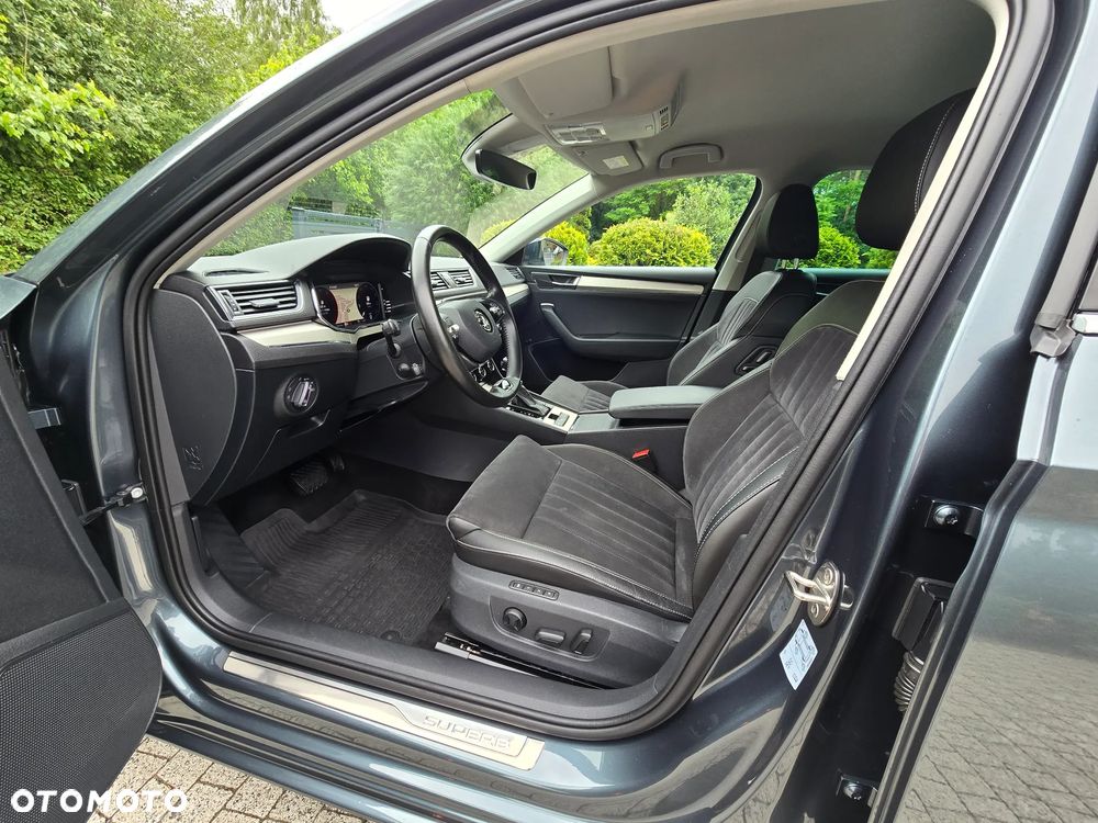 Skoda Superb 2.0 TDI SCR Style DSG - 5