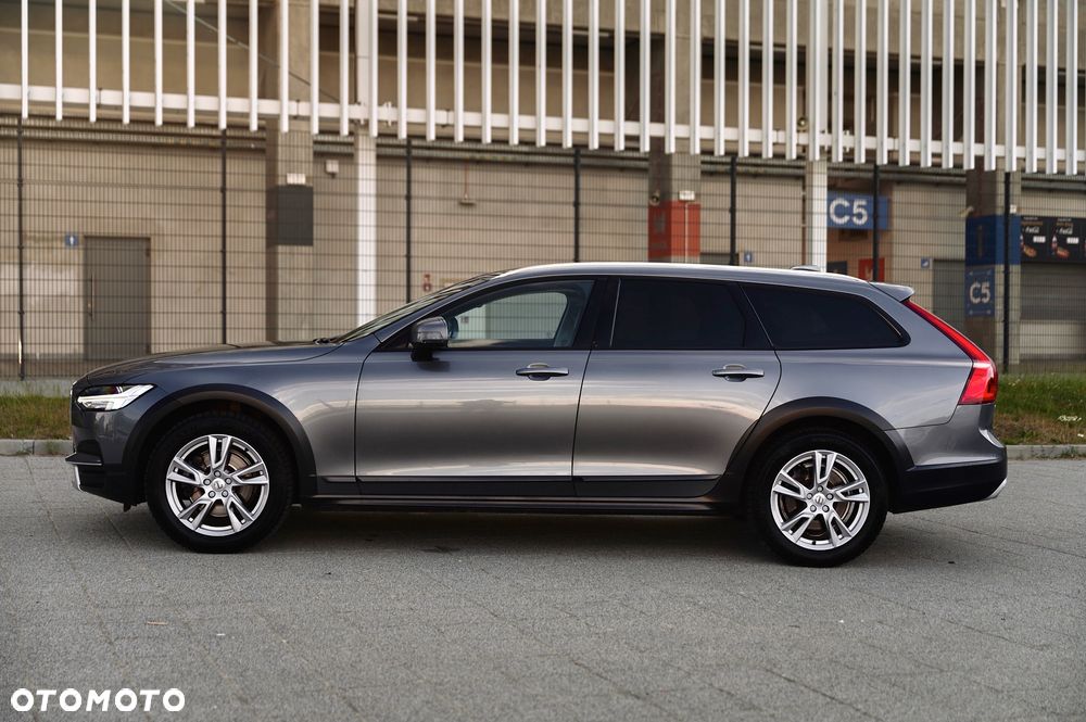 Volvo V90 Cross Country D4 AWD Geartronic - 8