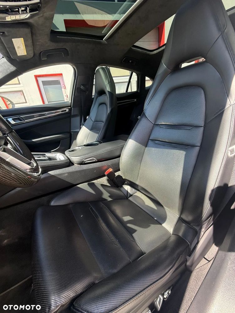 Porsche Panamera Turbo - 2
