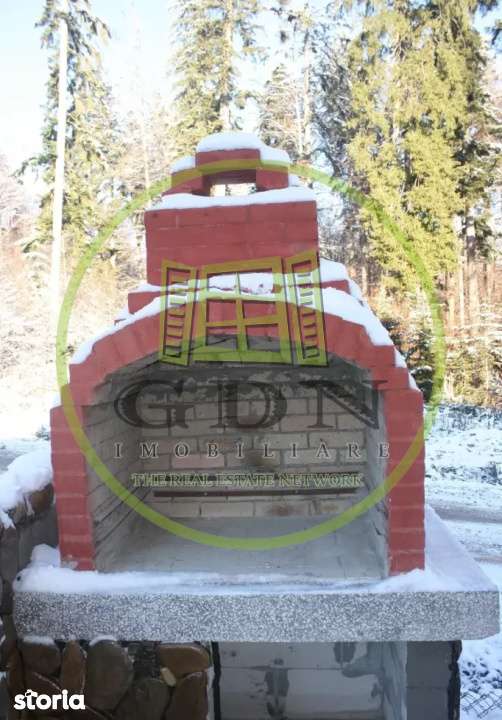 Pensiune 3 stele de vanzare in Predeal | Aproape de partie si centru - Imagine principală: 3/19