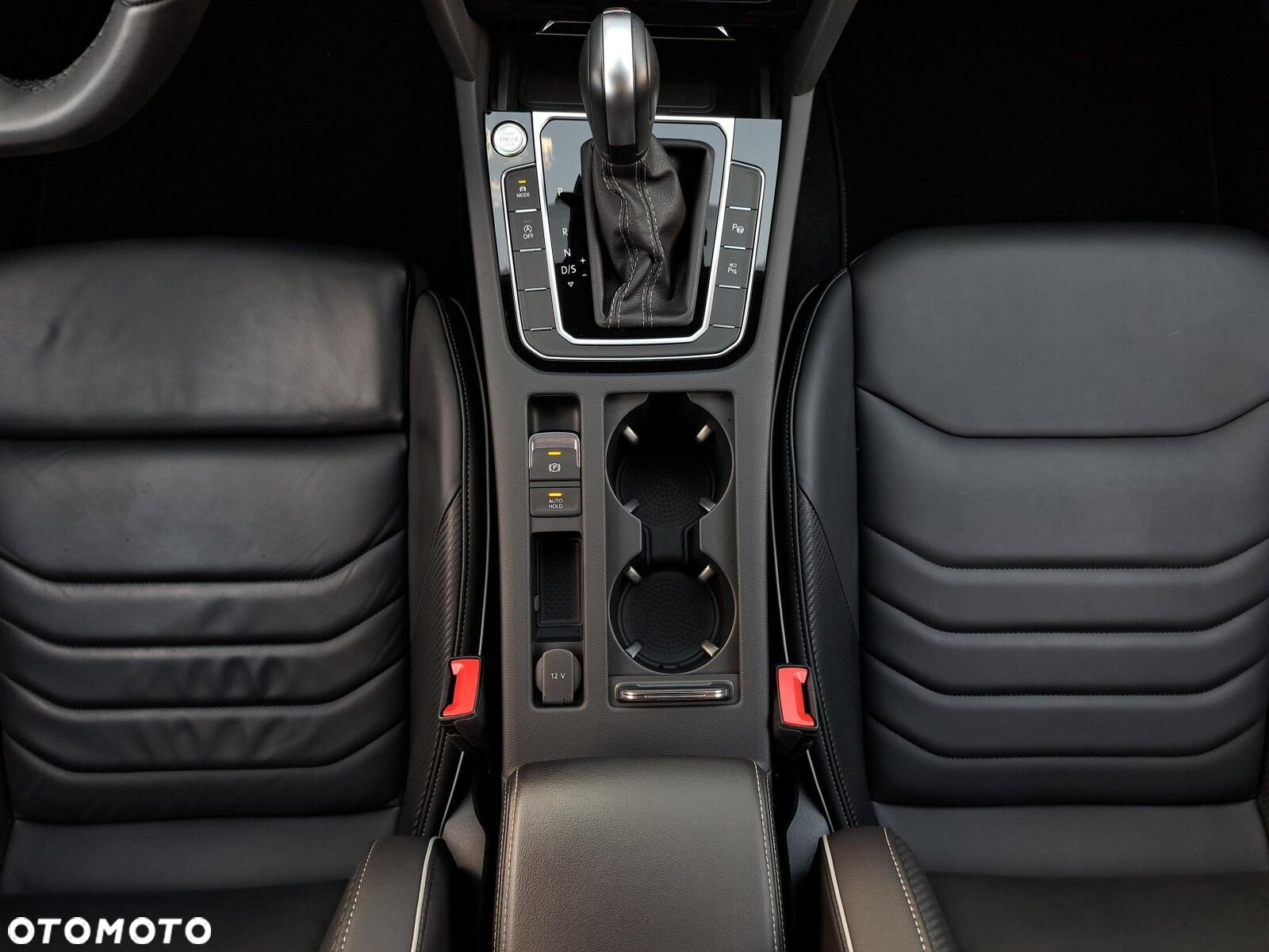 Volkswagen Arteon 2.0 TSI R-Line DSG - 19