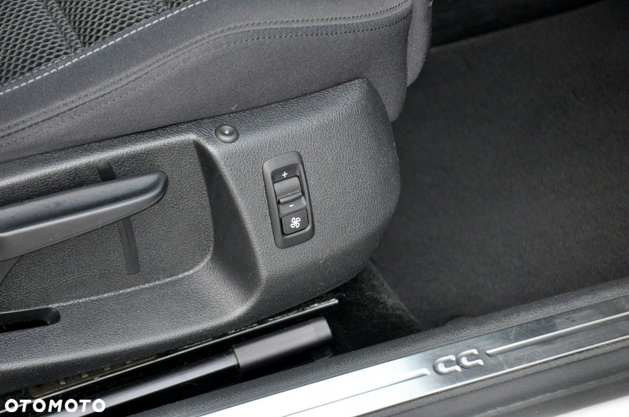 Volkswagen CC - 19