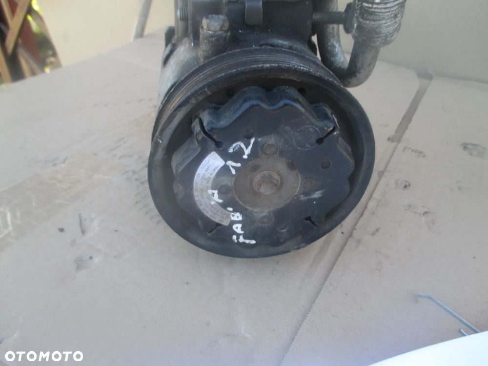 Sprężarka kompresor klimatyzacji VW Polo Ibiza Fabia 1.2 Denso 447220-8943 6Q0820803G - 2