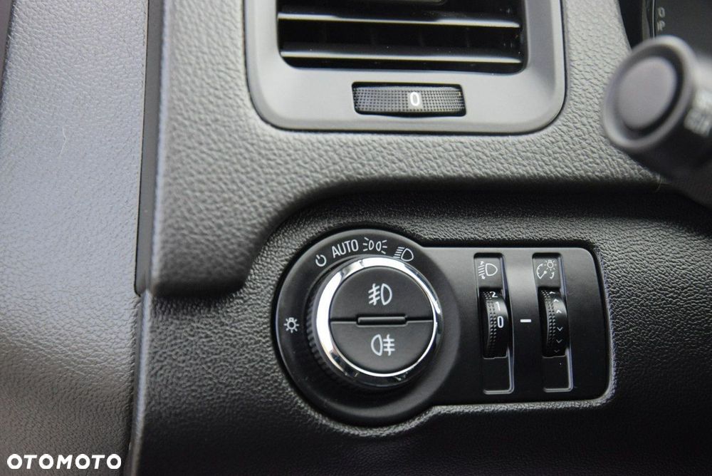 Opel Insignia 1.4 Turbo Sports Tourer ecoFLEXStart/Stop 150 Jahre - 32