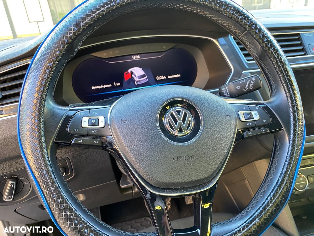 Volkswagen Tiguan 2.0 TDI 4Mot DSG Comfortline - 10