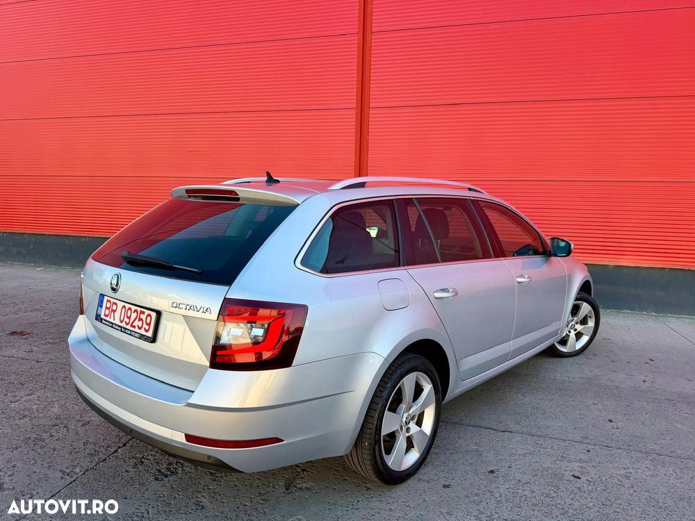 Skoda Octavia 2.0 TDI DSG Premium Edition - 4