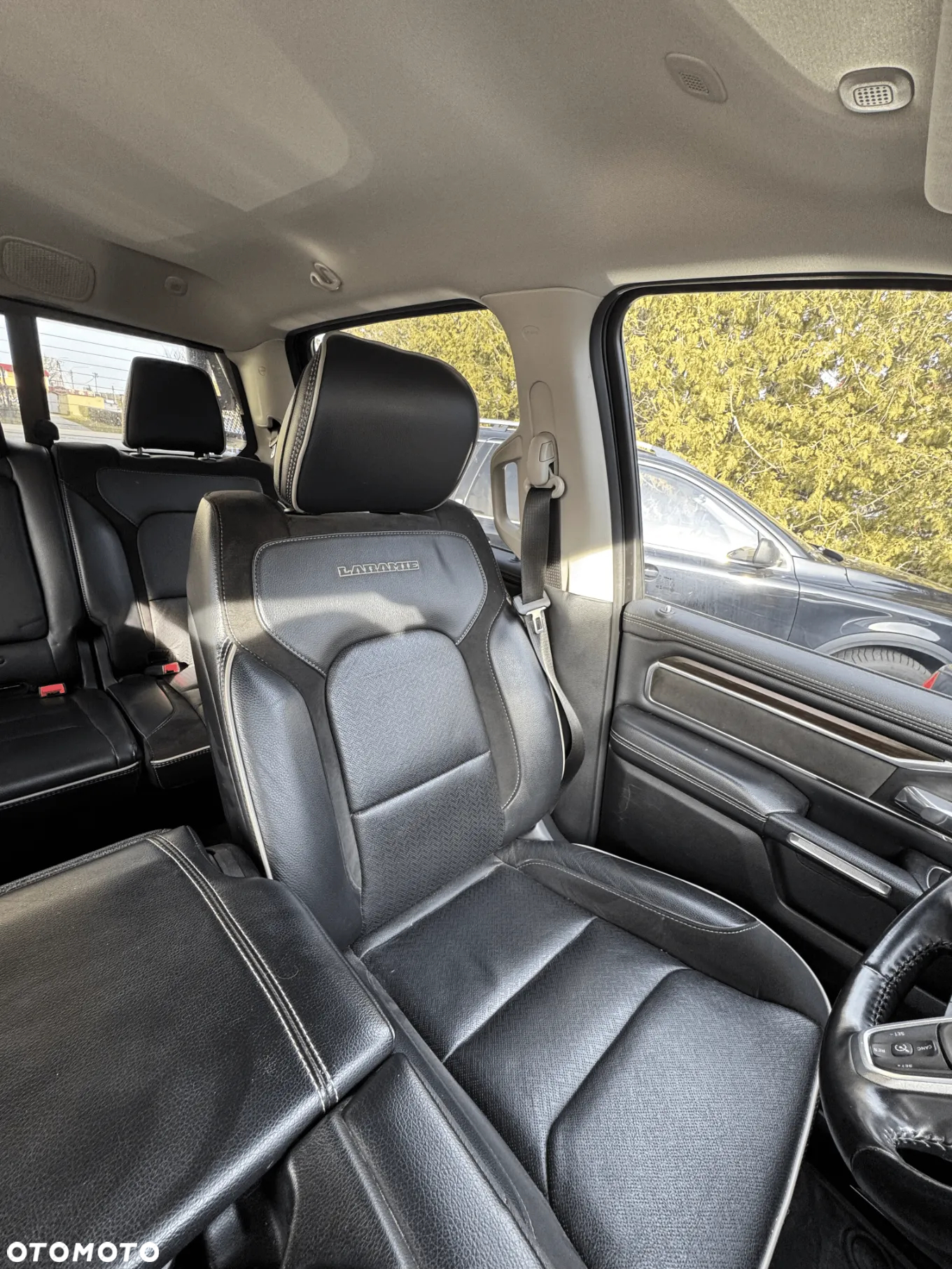 RAM 1500 Crew Cab Laramie - 15