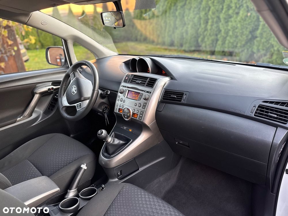 Toyota Verso 1.6 7-Sitzer Life - 21