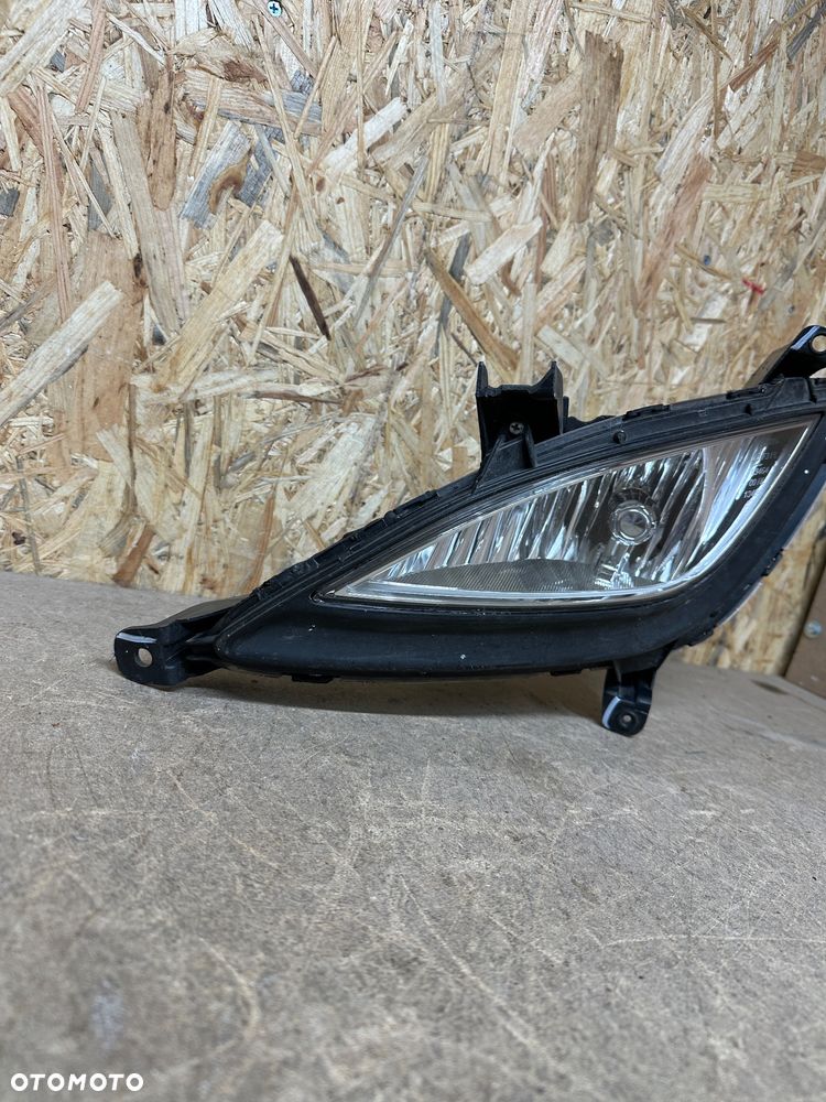 HYUNDAI I30 II HALOGEN LEWY - 2