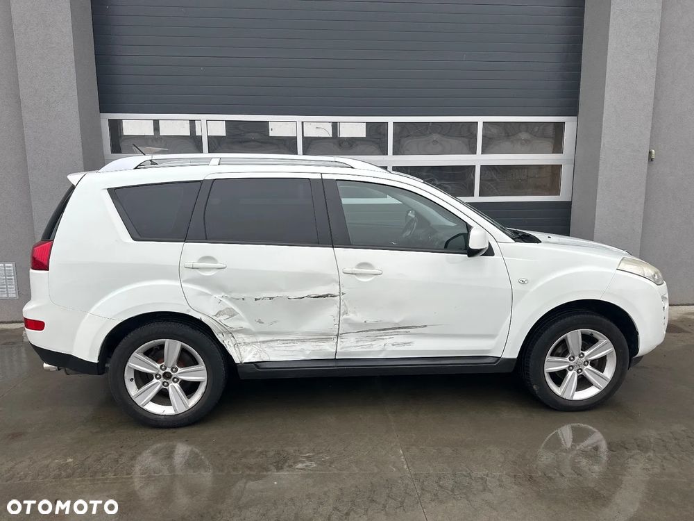 Peugeot 4007 2.2HDi Premium - 4