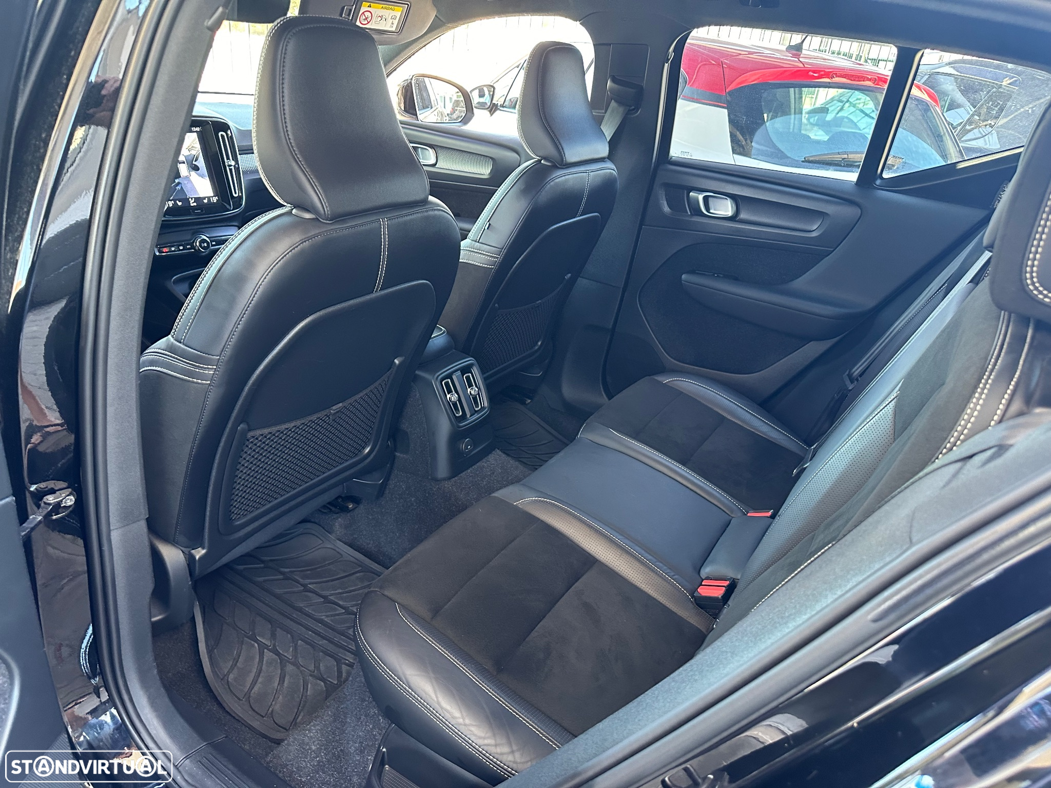 Volvo XC 40 1.5 T5 PHEV R-Design Expression - 10