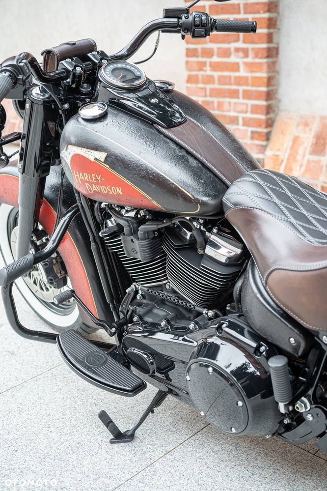 Harley-Davidson Softail Heritage Classic - 15