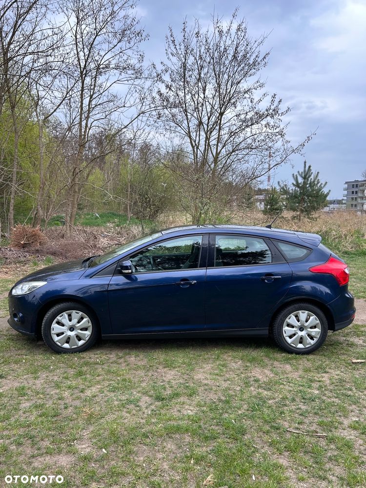 Ford Focus 1.6 Ambiente - 6