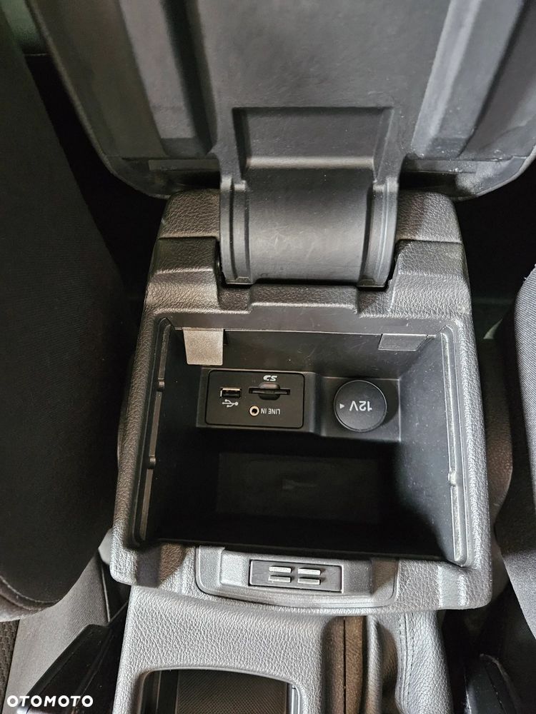Ford Focus - 24