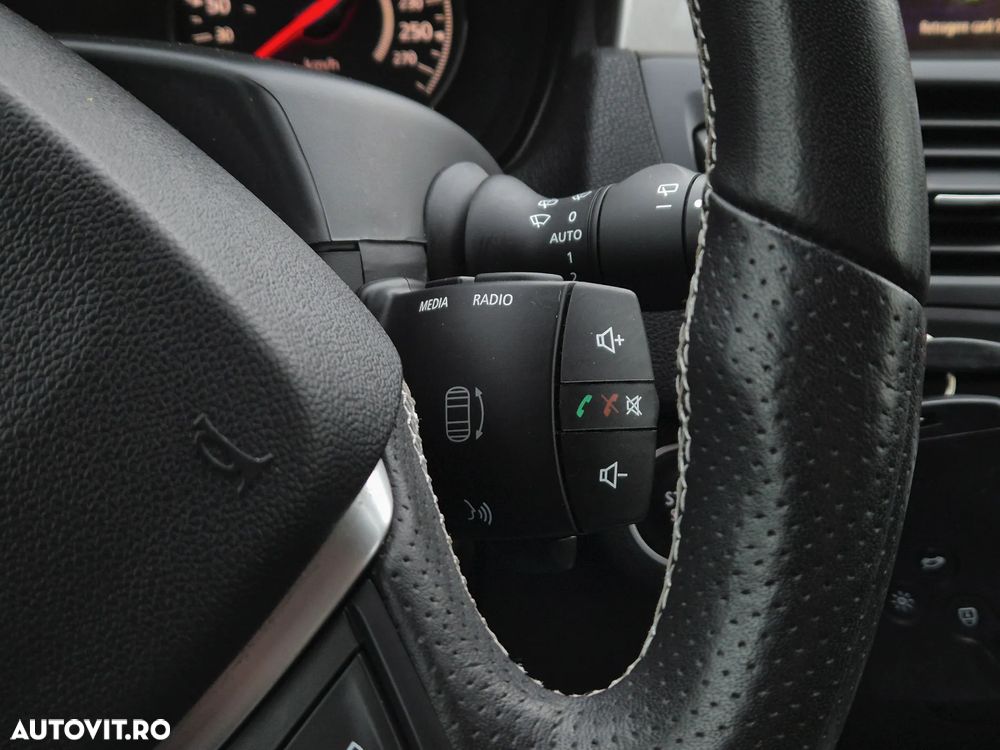 Renault Laguna dCi 110 FAP Dynamique - 21