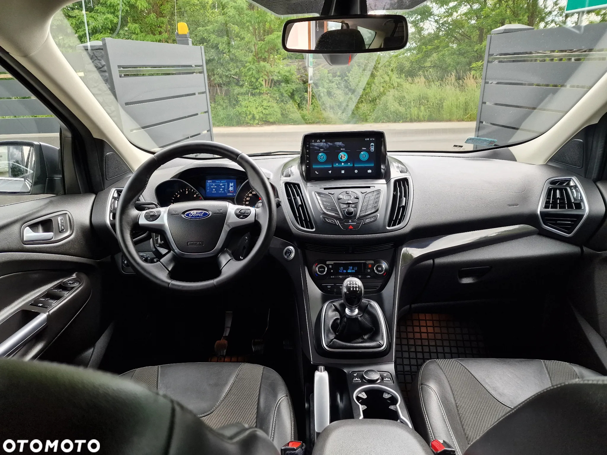 Ford Kuga 2.0 TDCi 2x4 Titanium - 11