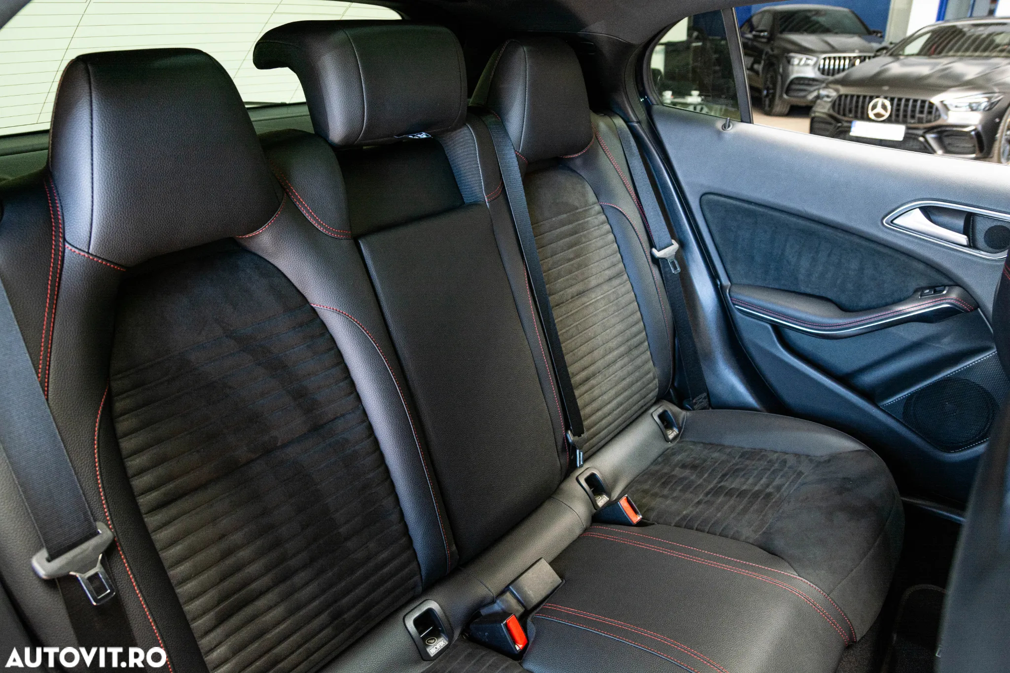 Mercedes-Benz GLA 200 d Aut. - 8