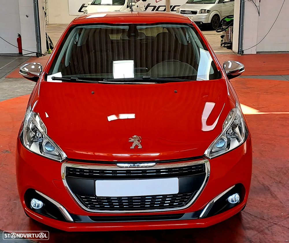 Peugeot 208 1.2 PureTech Allure - 6