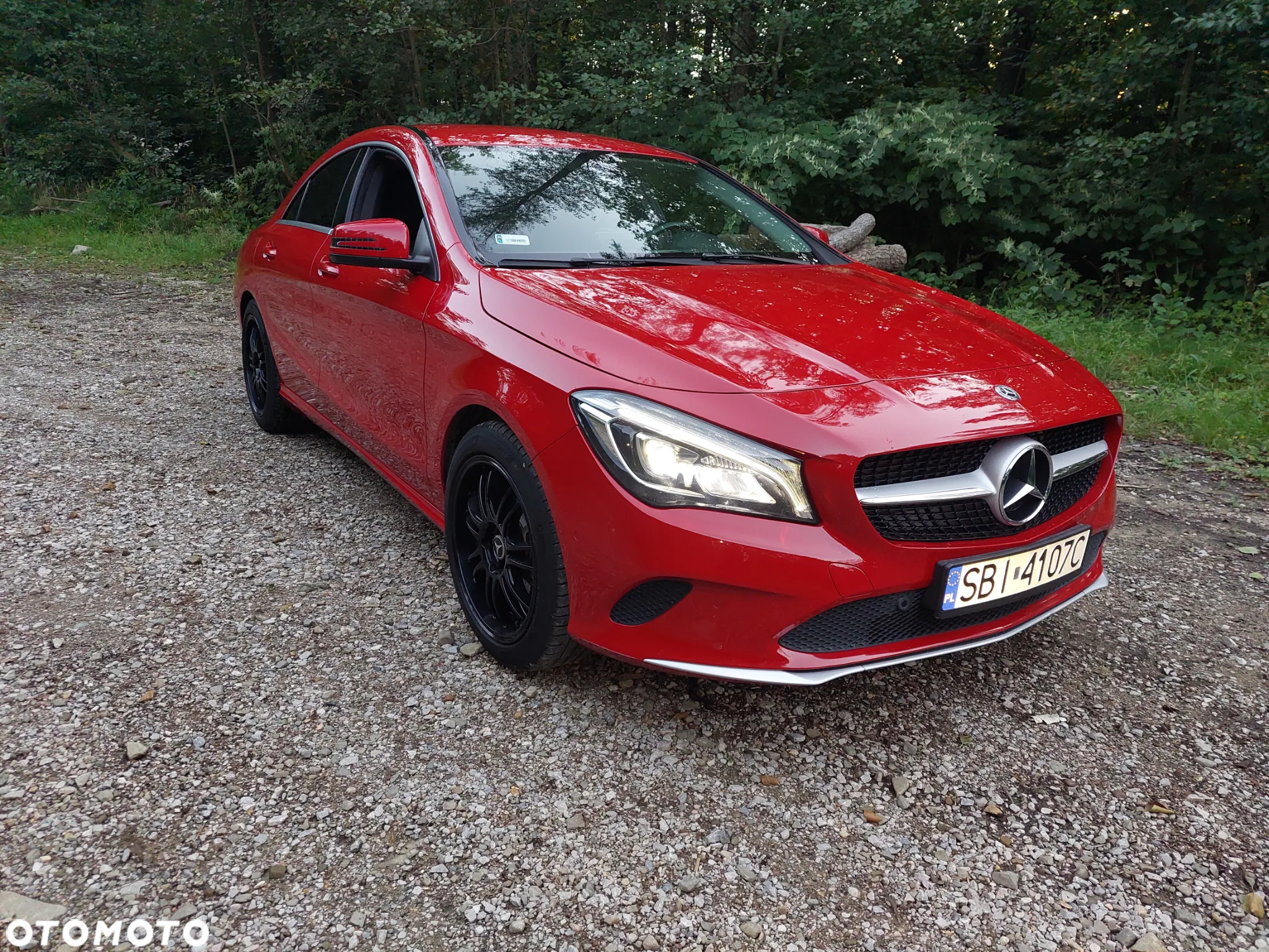 Mercedes-Benz CLA 180 7G-DCT Urban - 30