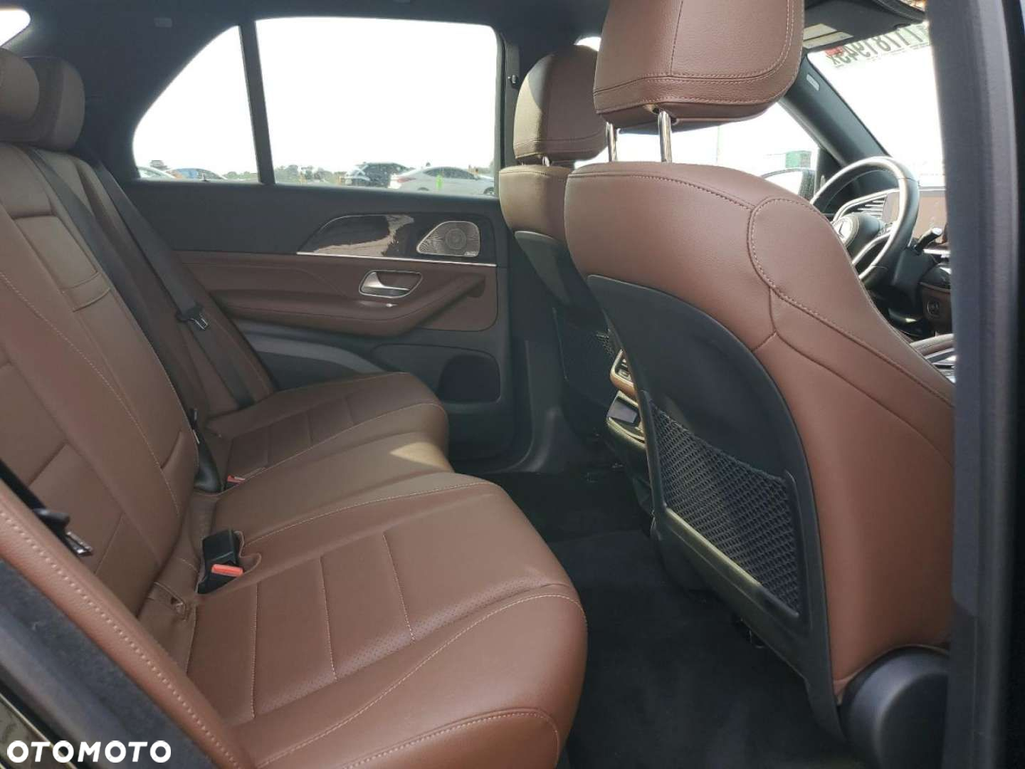 Mercedes-Benz GLE - 12