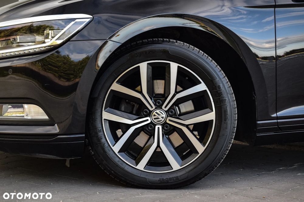 Volkswagen Passat 1.5 TSI EVO Elegance DSG - 16
