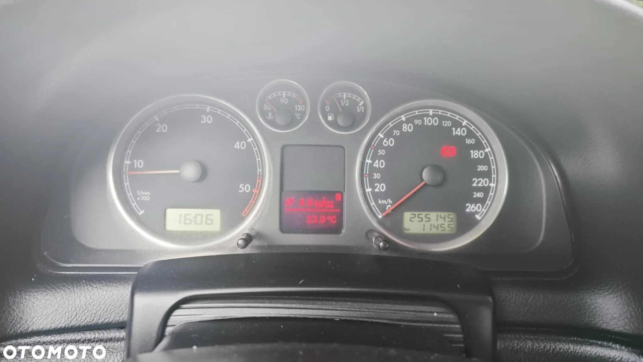 Volkswagen Passat - 10