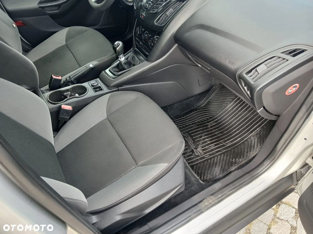 Ford Focus - 15